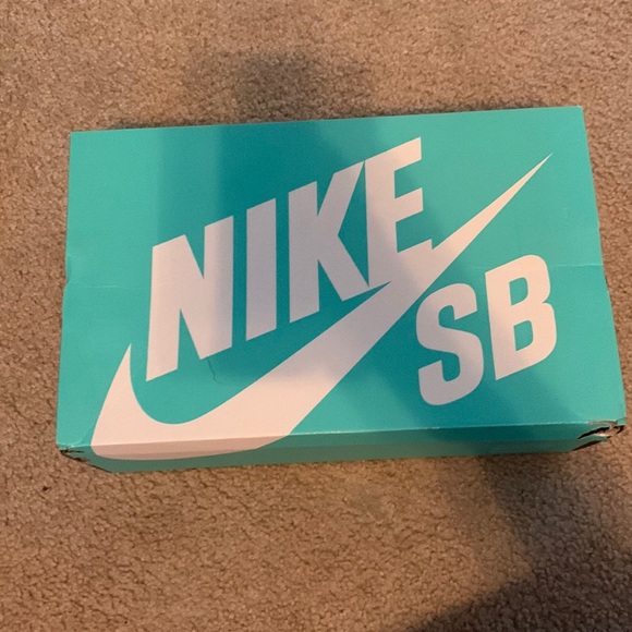 Nike SB GATO QS Black/White-Sprit Teal